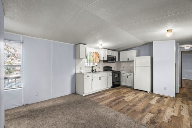 Building Photo - 2560 S Tabernacle Pl