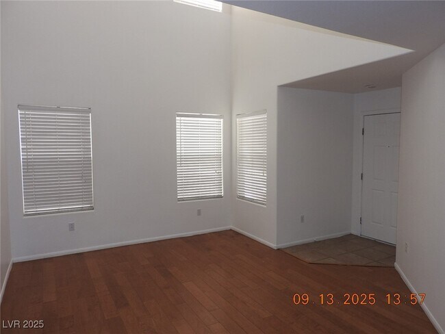 Building Photo - 9504 Havasu Canyon Ave