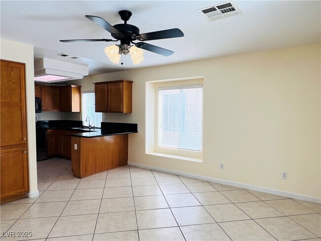 Building Photo - 7643 Starshell Point Ct