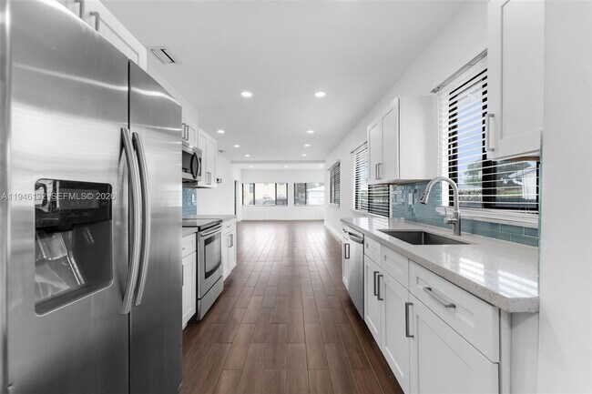 Building Photo - 5790 SW 5th St