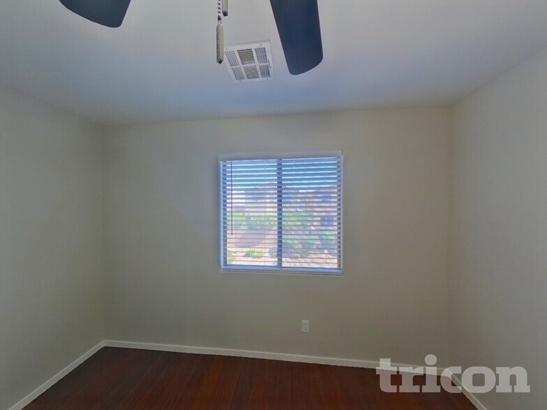 Building Photo - 8224 W Sierra Cascade Ct