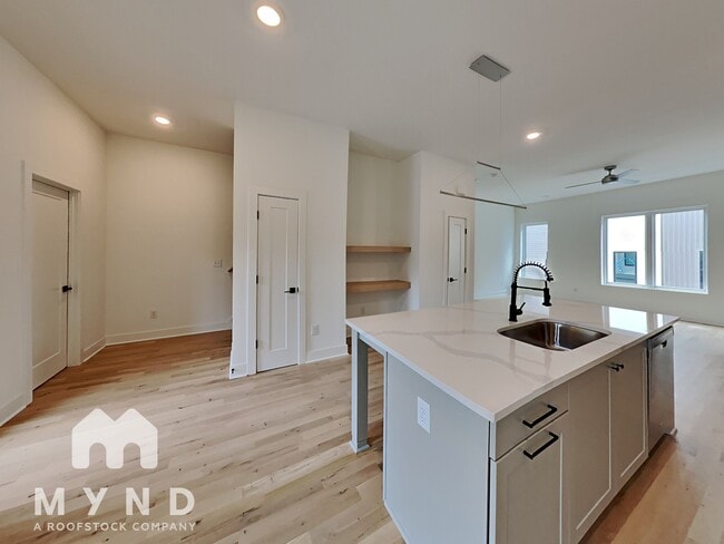 Building Photo - 1548 Millwood Pl