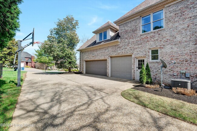 Building Photo - 2603 Locust Hill Pl