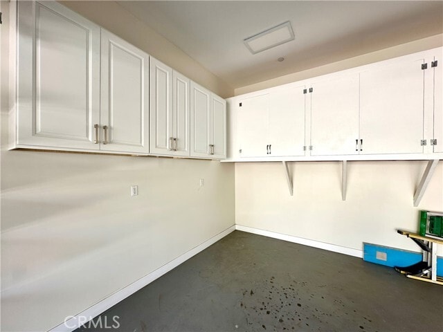 Building Photo - 608 N Hidalgo Ave