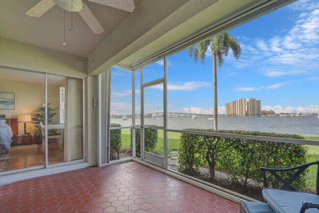 Building Photo - 1025 Sugar Sands Blvd
