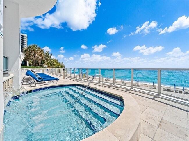 Building Photo - 3101 S Ocean Dr