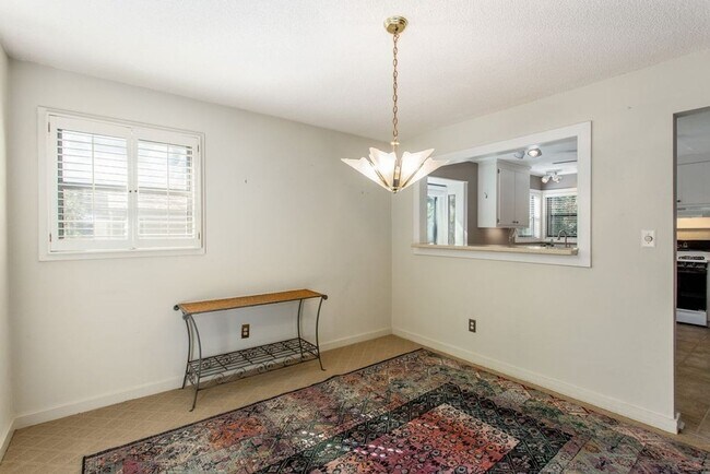 Building Photo - Contemporary East Cobb Home in Pope School...