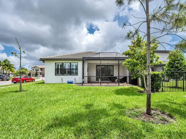 Building Photo - Beautiful home on a corner lot.