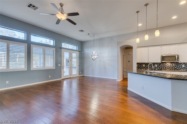 Building Photo - 2042 Poetry Ave