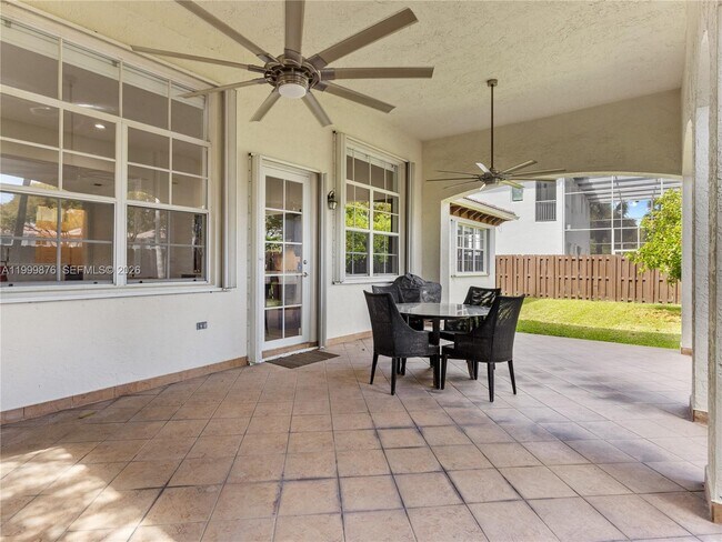 Building Photo - 11339 NW 71st St