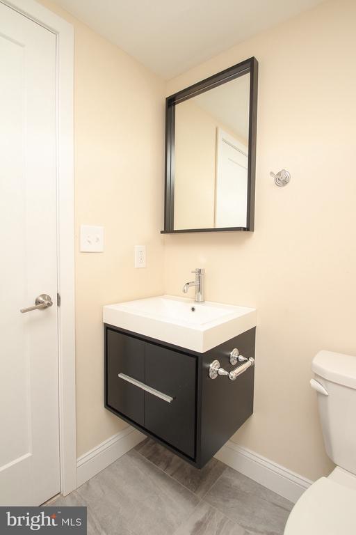 Building Photo - 1218 S 8th St