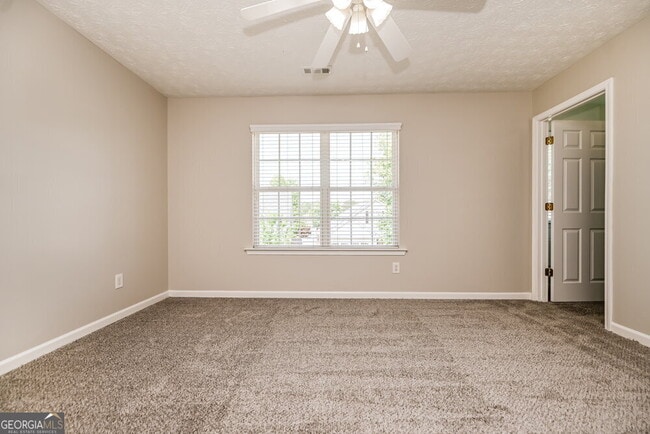 Building Photo - 310 Prescott Ct