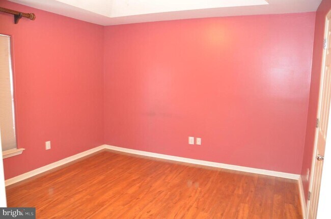 Building Photo - 17 Dogwood Ln