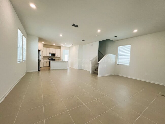 Building Photo - 2080 Rider Rain Ln