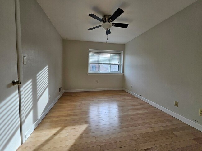 Building Photo - 187 Sandcastle Key