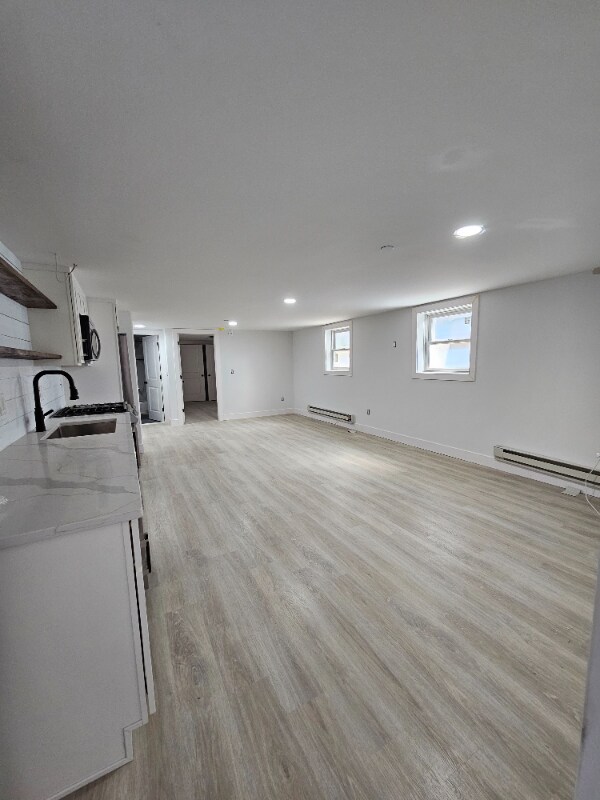 Building Photo - 90 Shrewsbury Ave