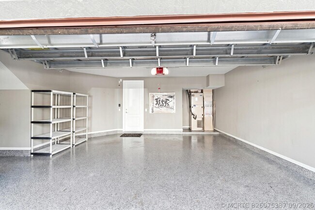 Building Photo - 5550 NE Trieste Terrace