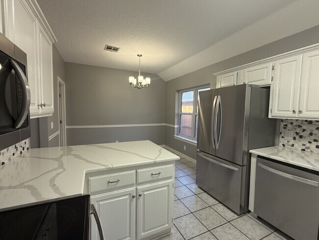Building Photo - Corner-lot home in the desirable Cooper Creek