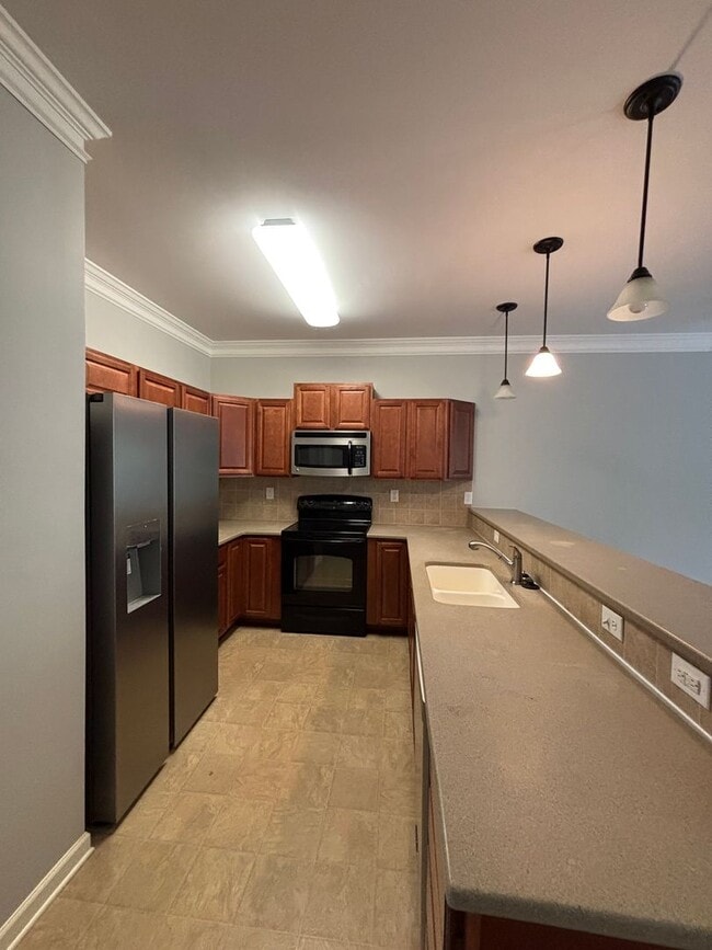 Building Photo - Charming Townhome in Clemmons