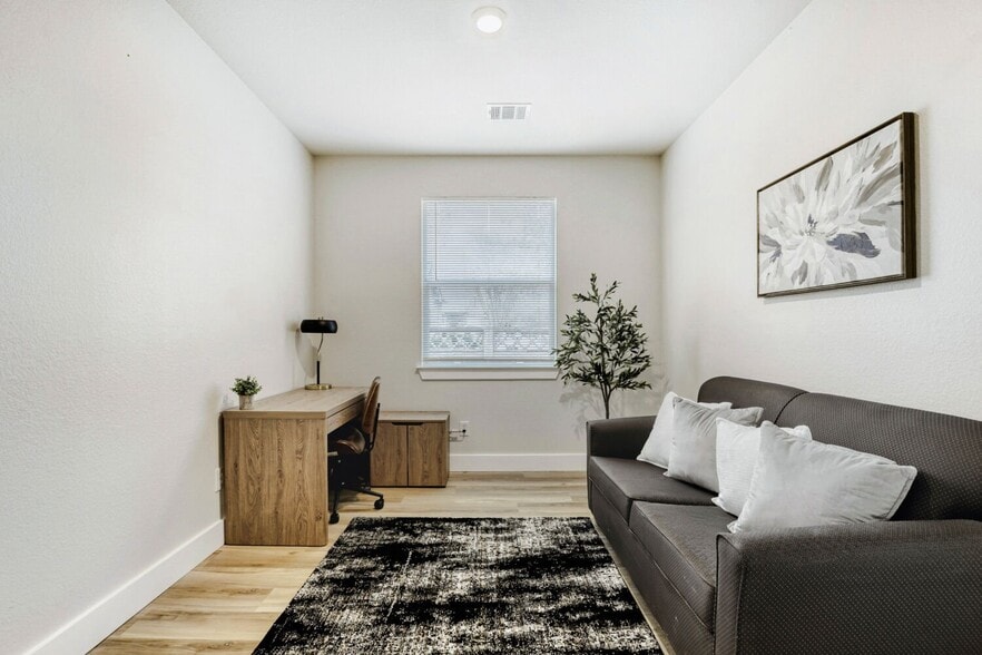 Building Photo - 4216 Flat Stone Ct