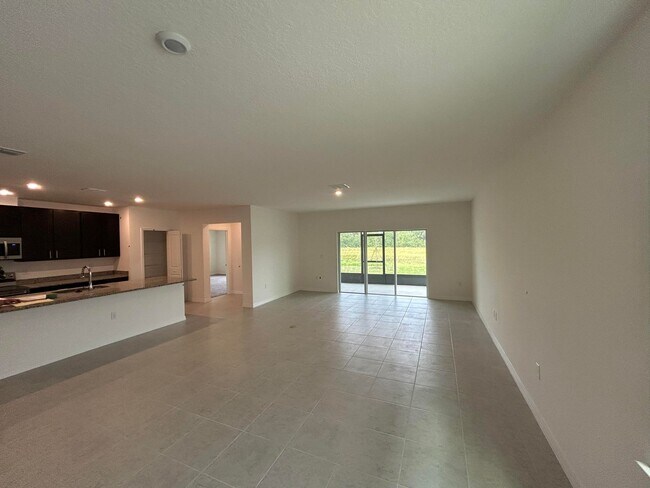 Building Photo - 1355 Kylar Dr NW