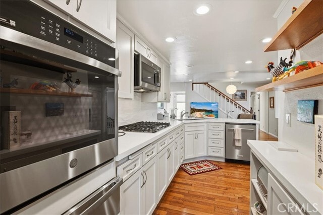 Building Photo - 27 N Vista De Catalina