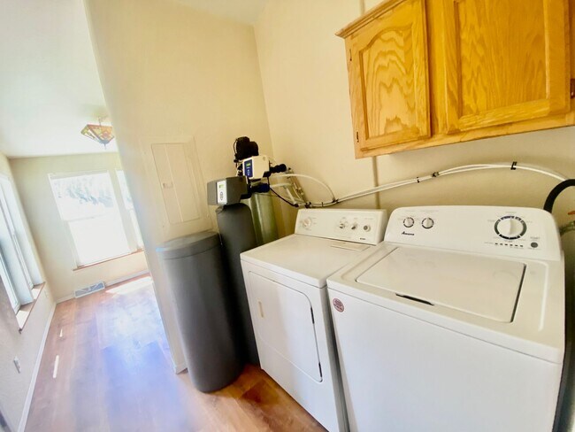 Building Photo - Serene, beautiful home in the Lower Blanco area of Pagosa!!