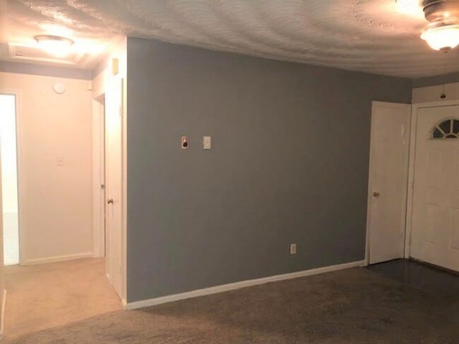 Building Photo - 2 BED DUPLEX