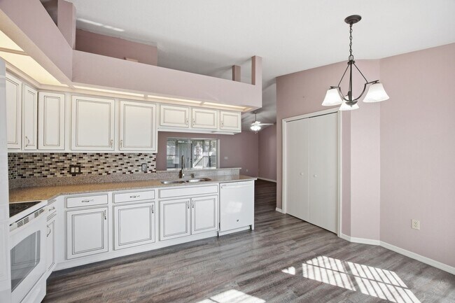 Building Photo - 3/2 Bedroom near Downtown Lakeland