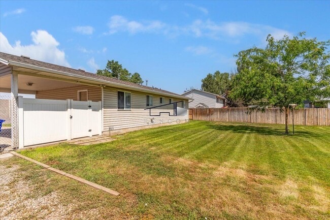 Building Photo - 772 N 800 W