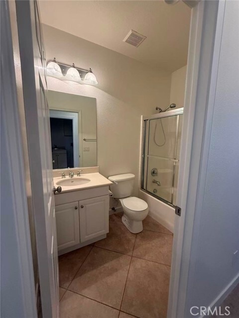 Building Photo - 36228 Bur Oaks Ave