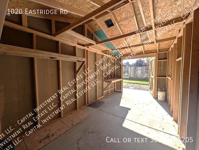 Building Photo - 1020 Eastridge Rd