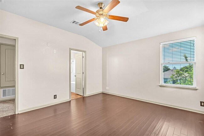 Building Photo - 12303 Stoneridge Gap Ln