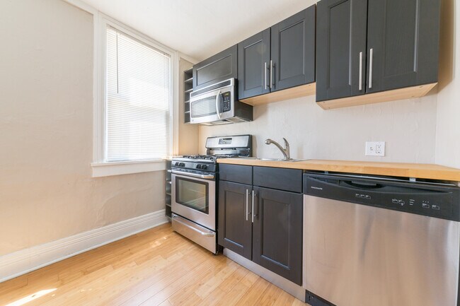 Building Photo - 1929 Arlington Ave