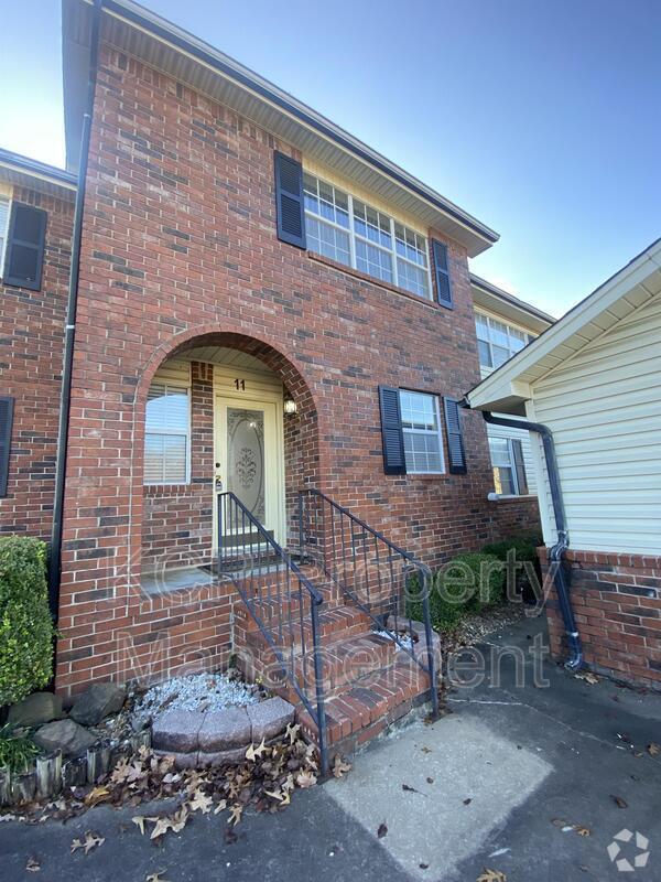 Building Photo - 2600 Brooken Hill Dr