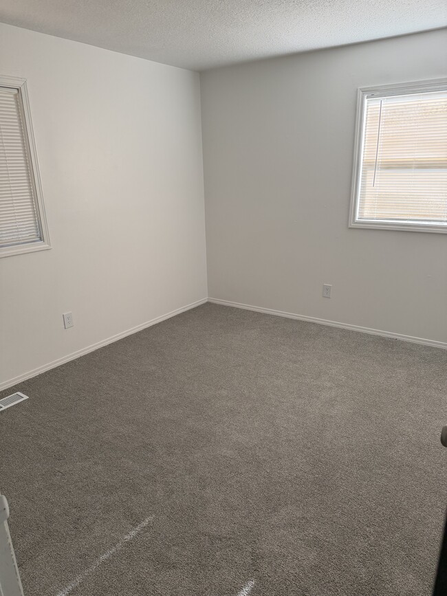 Building Photo - 1788 SW 5th St