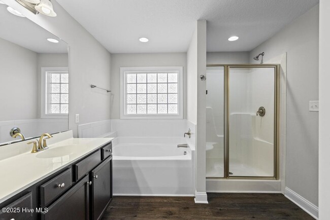 Building Photo - 503 Black Pearl Cir
