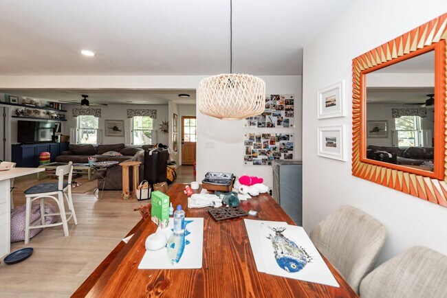 Building Photo - 4 Bedroom, 3 Bathroom Home in Magnolia Ranch - West Ashley