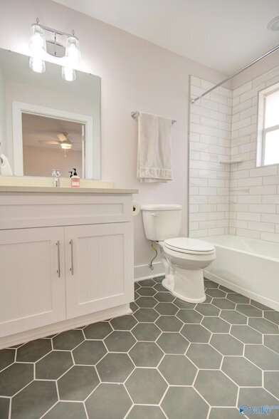 Building Photo - 4302 Knight Rd SW