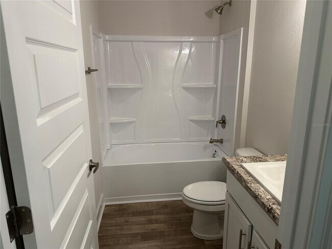 Building Photo - 14 Reston Pl