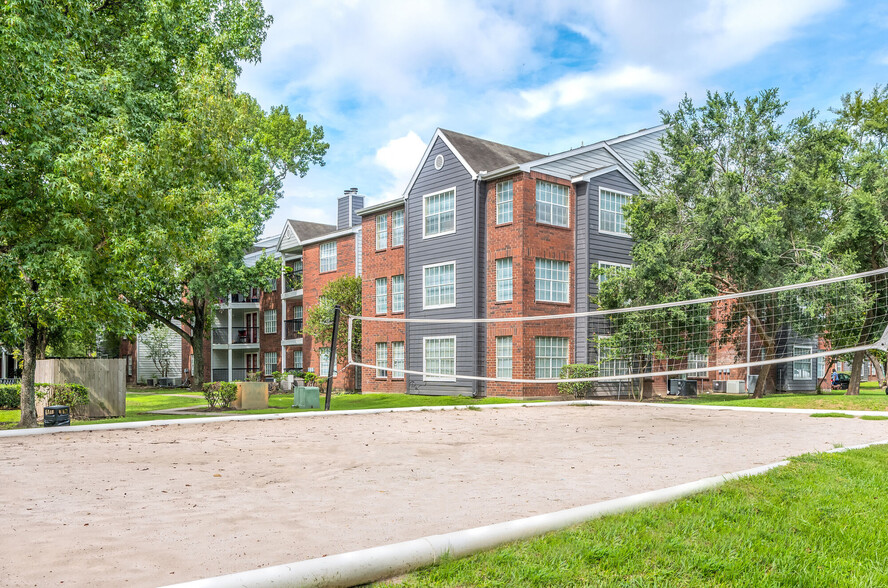 Building Photo - The Trails at Dominion Park