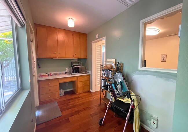 Building Photo - 4742 Idaho St