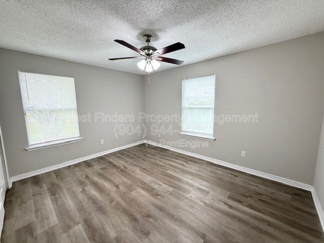 Building Photo - 816 Brookstone Ct