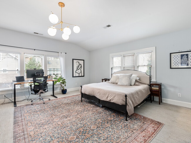 Building Photo - 1614 Park Rd