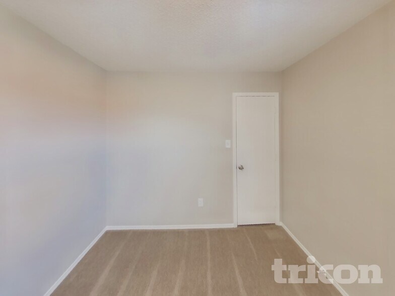 Building Photo - 6508 Brookhaven Trail