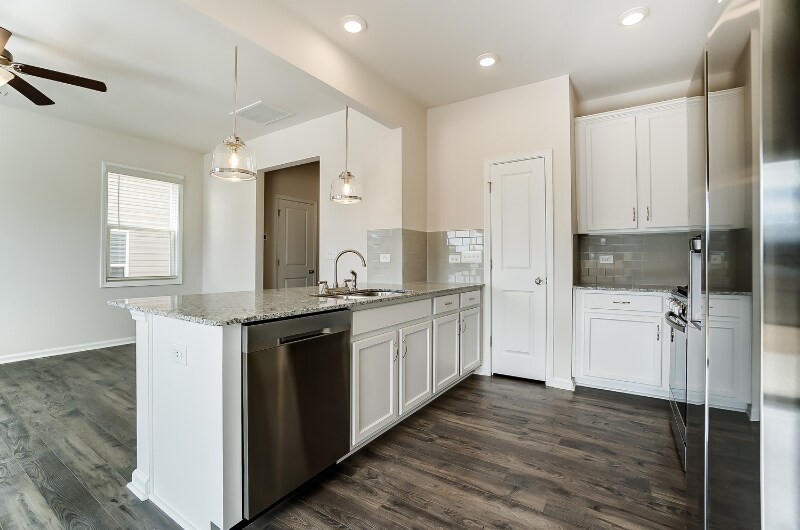 Building Photo - 8147 Sheffield Dr.