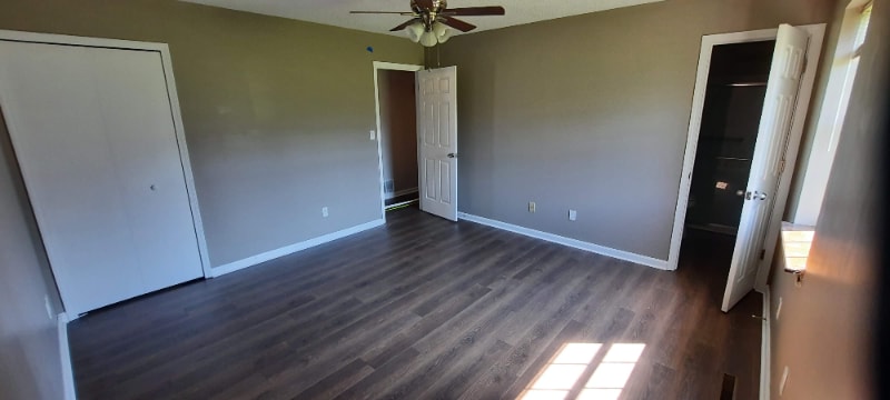 Building Photo - 120 Monroe St