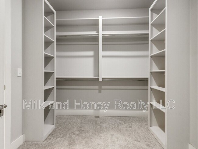 Building Photo - 14525 Rochefort Ln