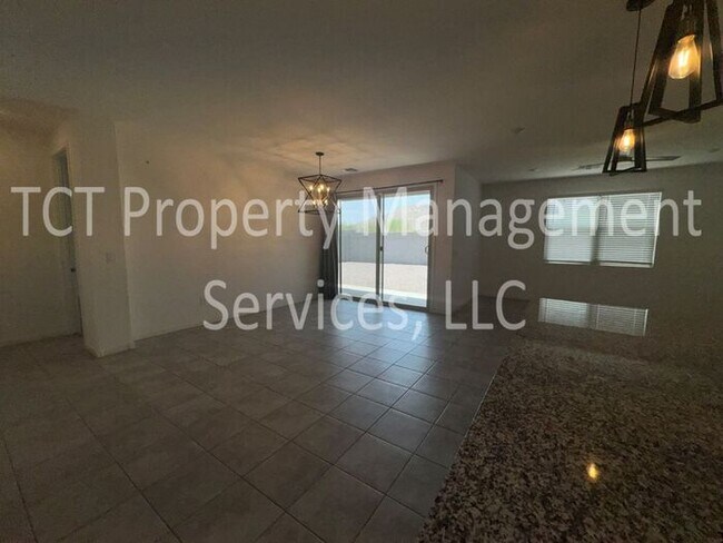 Building Photo - Beautifully Updated San Tan Groves Home
