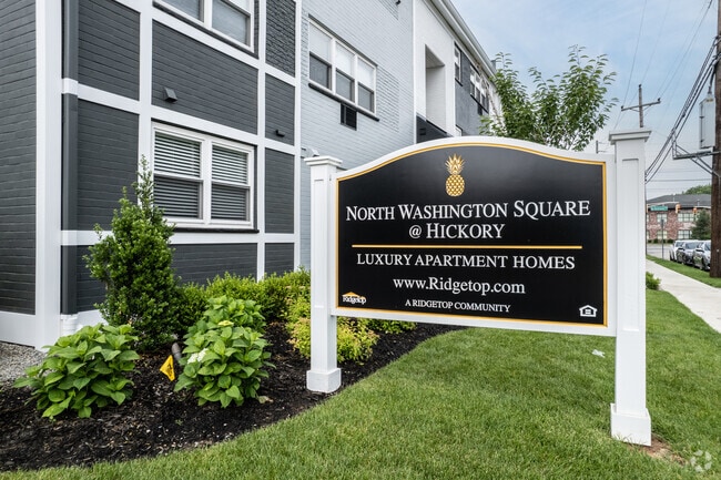 Building Photo - Washington Square at Hickory